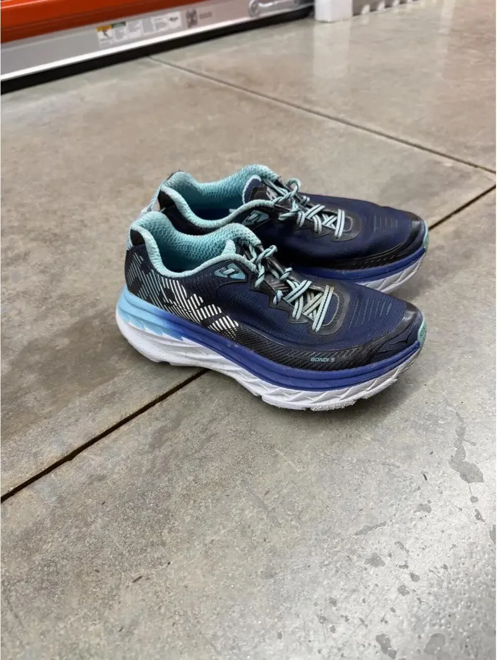 hoka one one bondi 5 blue and navy running shoes size 5 WOMENS